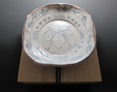 江戸時代 古志野 絵志野 唐津 四方皿 織部 箱（のカテゴリ―一覧